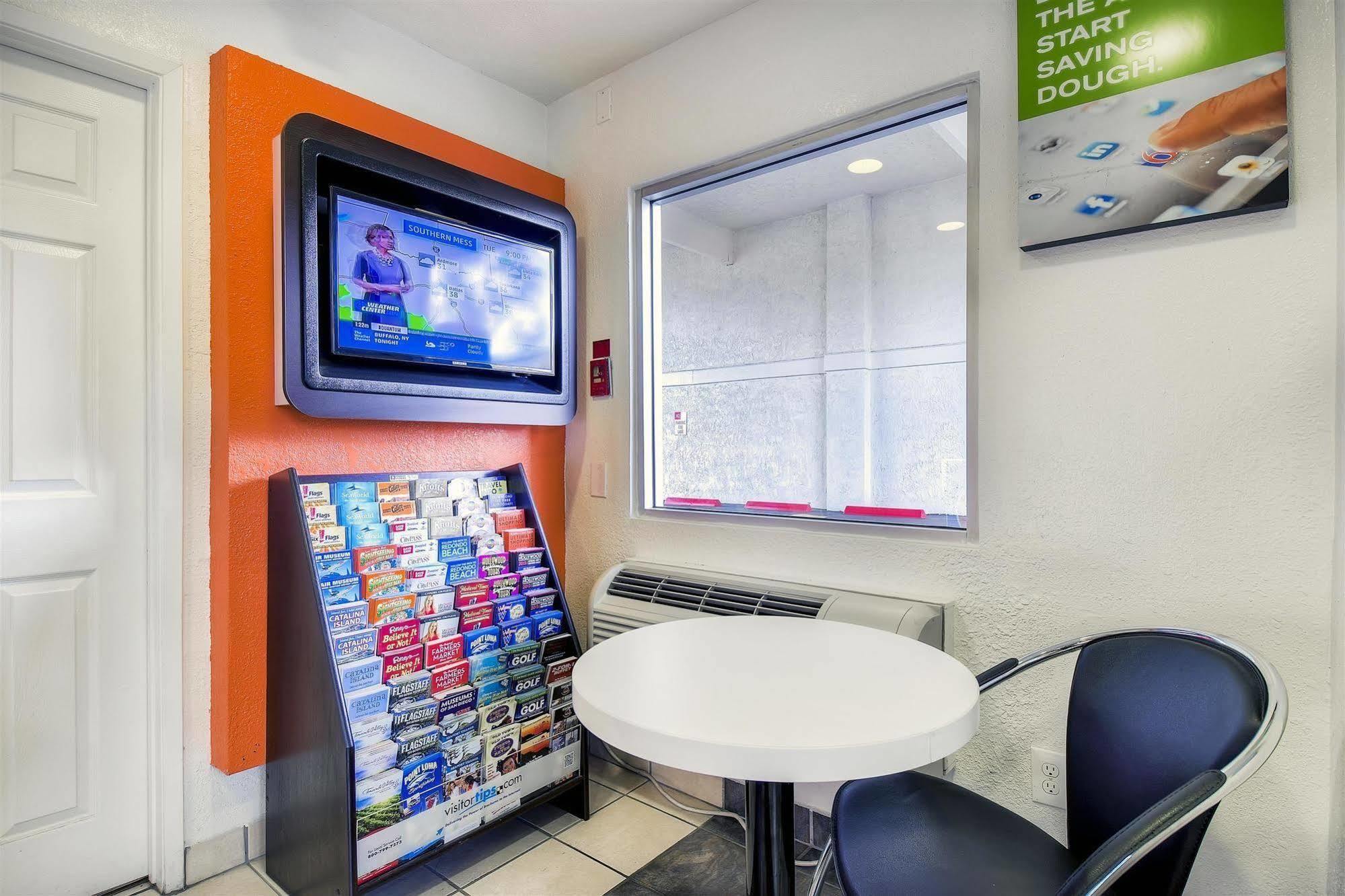 Motel 6-Chino, Ca - Los Angeles Area Eksteriør billede