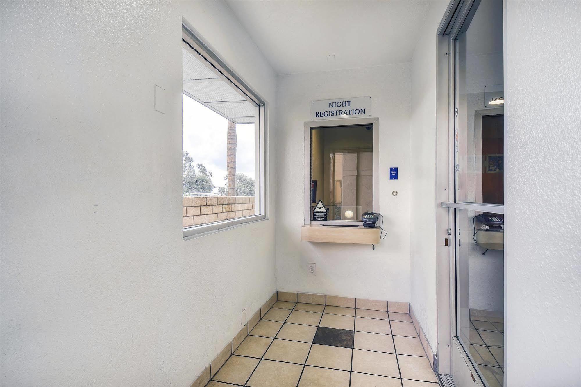 Motel 6-Chino, Ca - Los Angeles Area Eksteriør billede
