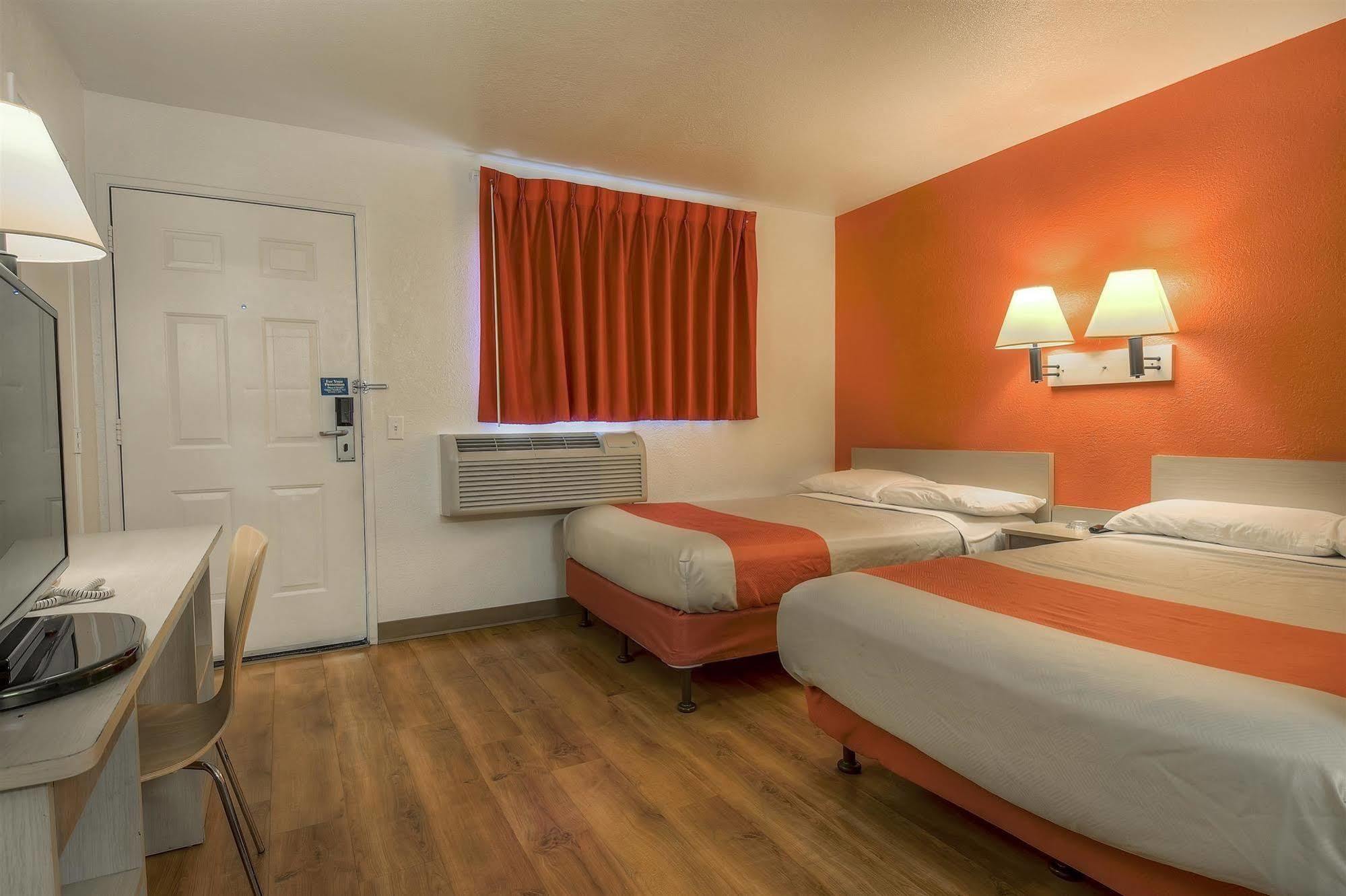 Motel 6-Chino, Ca - Los Angeles Area Eksteriør billede